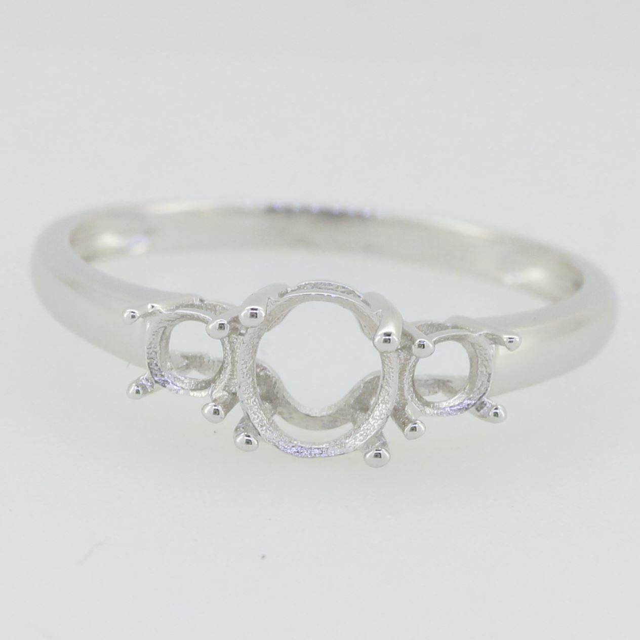 14K White Gold Semi Mount Ring Setting Oval OV 7X5mm RD 3.5mm 3 Stones - Syzjewelry