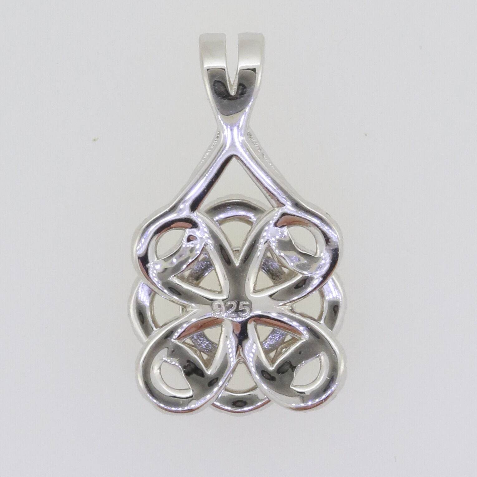 18K Gold Semi Mount Pendant Setting Round RD 6.5x6.5mm with Diamond Accent Syzjewelry