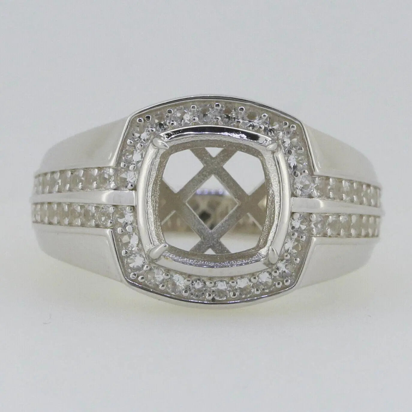 Men's Ring Settings 18K Gold Ring Mounting Cushion CU 8X8mm Diamond Accent DHJ