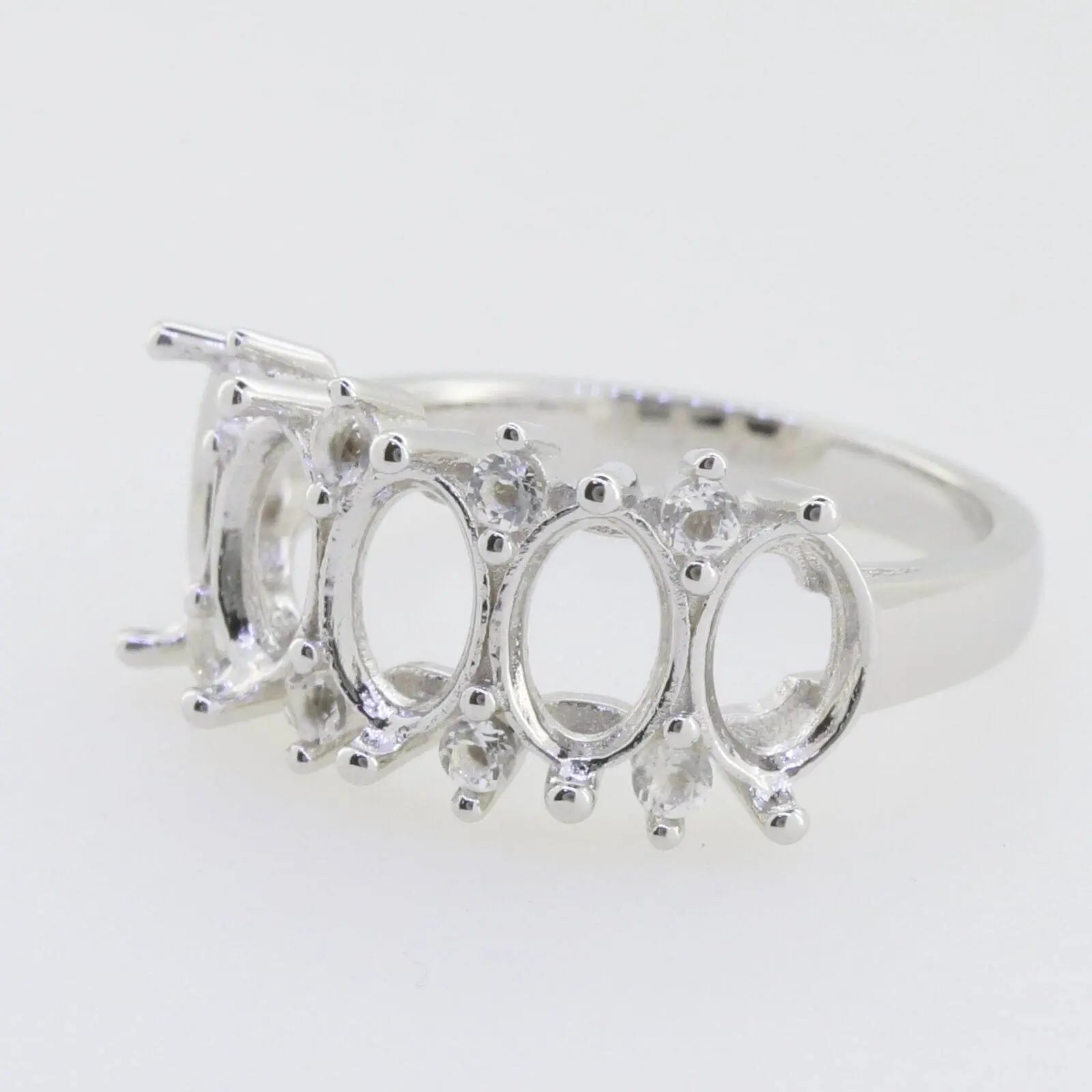 18K Gold Semi Mount Ring Setting Oval OV 7x5mm Multi Stone Band Half Enternity Diamond Accent DHJ