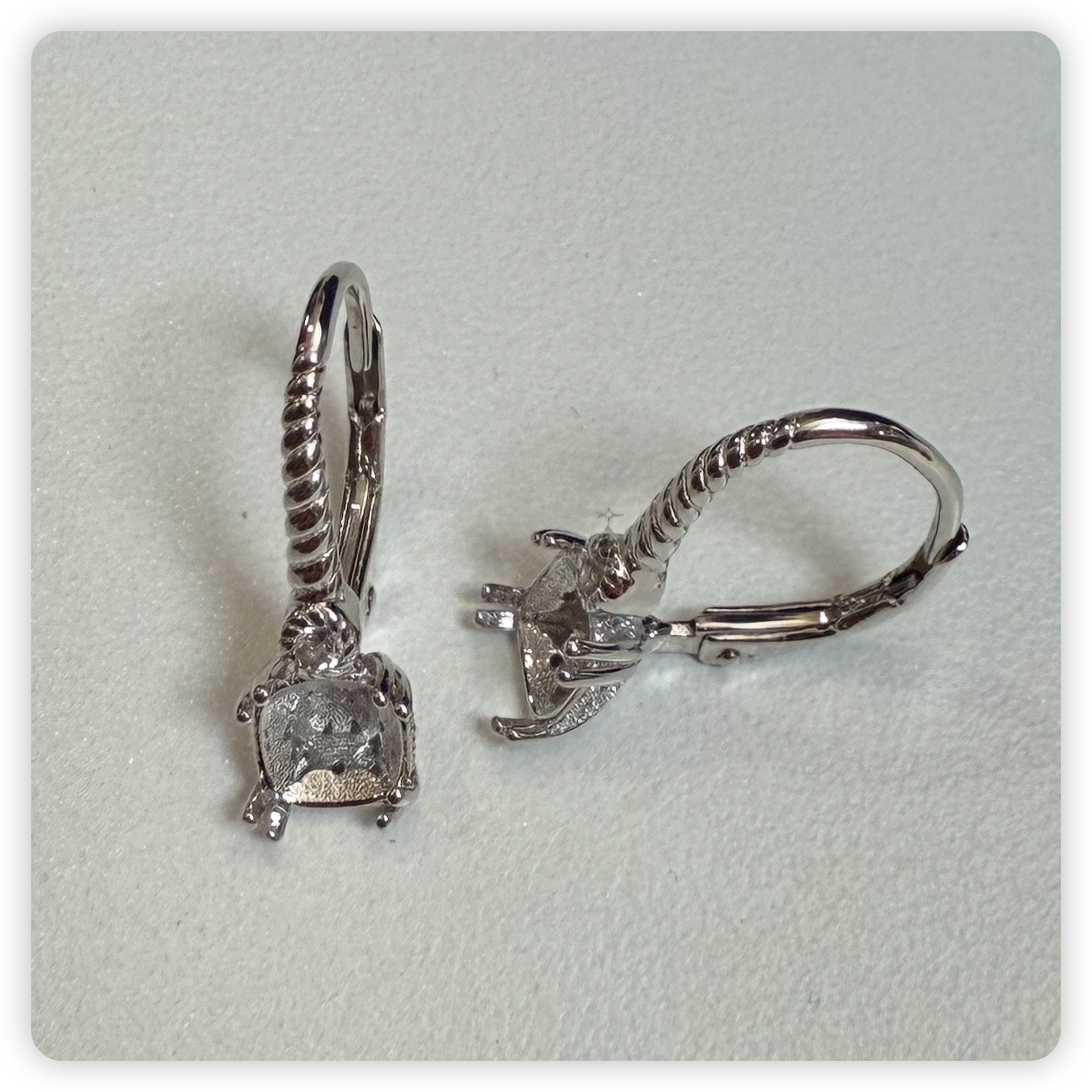 18K Gold Semi Mount Earrings Setting Cushion CU 6x6mm White Topaz Diamond Accent DHJ