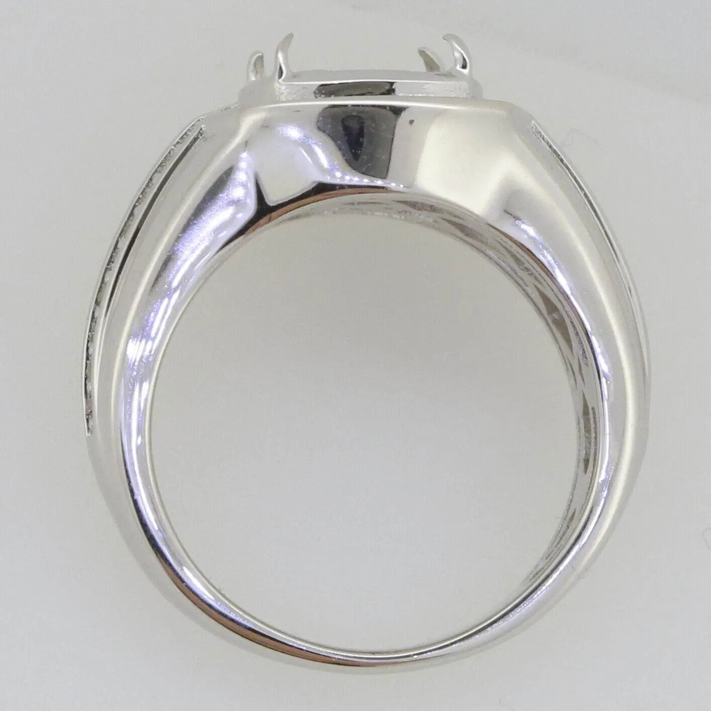 Men's Ring Settings 18K Gold Ring Mounting Cushion CU 8X8mm Diamond Accent DHJ