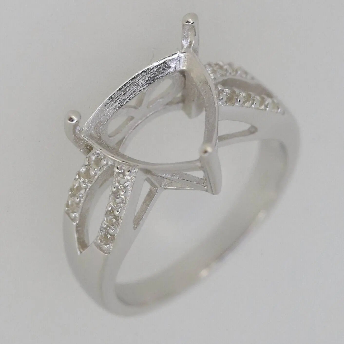 18K Gold Semi Mount Ring Setting Trillion TRI 12x12mm Split Shank Diamond Accent DHJ